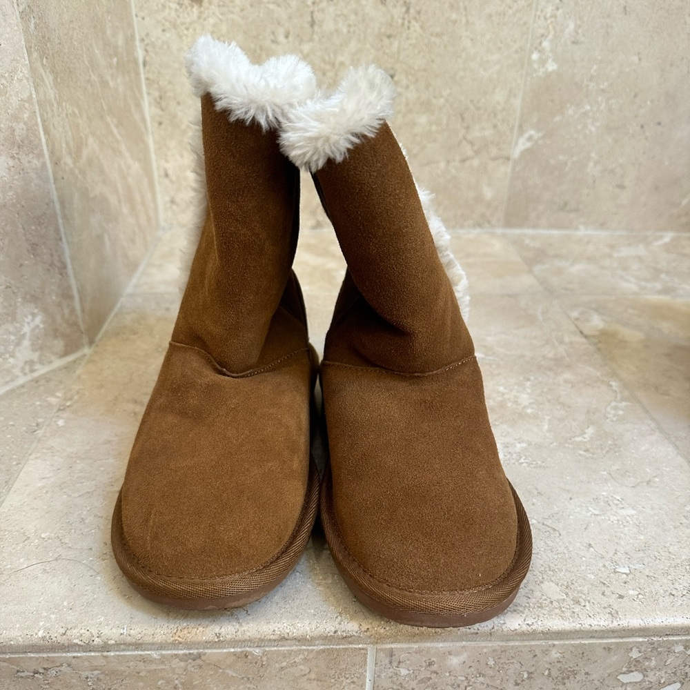 Minnetonka Boots